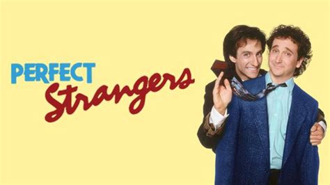  Perfect Strangers: Een Sitcom vol culturele botsingen en hilarische vergissingen!